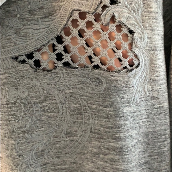 Aryn K Sweatshirt - Picture 3 of 5